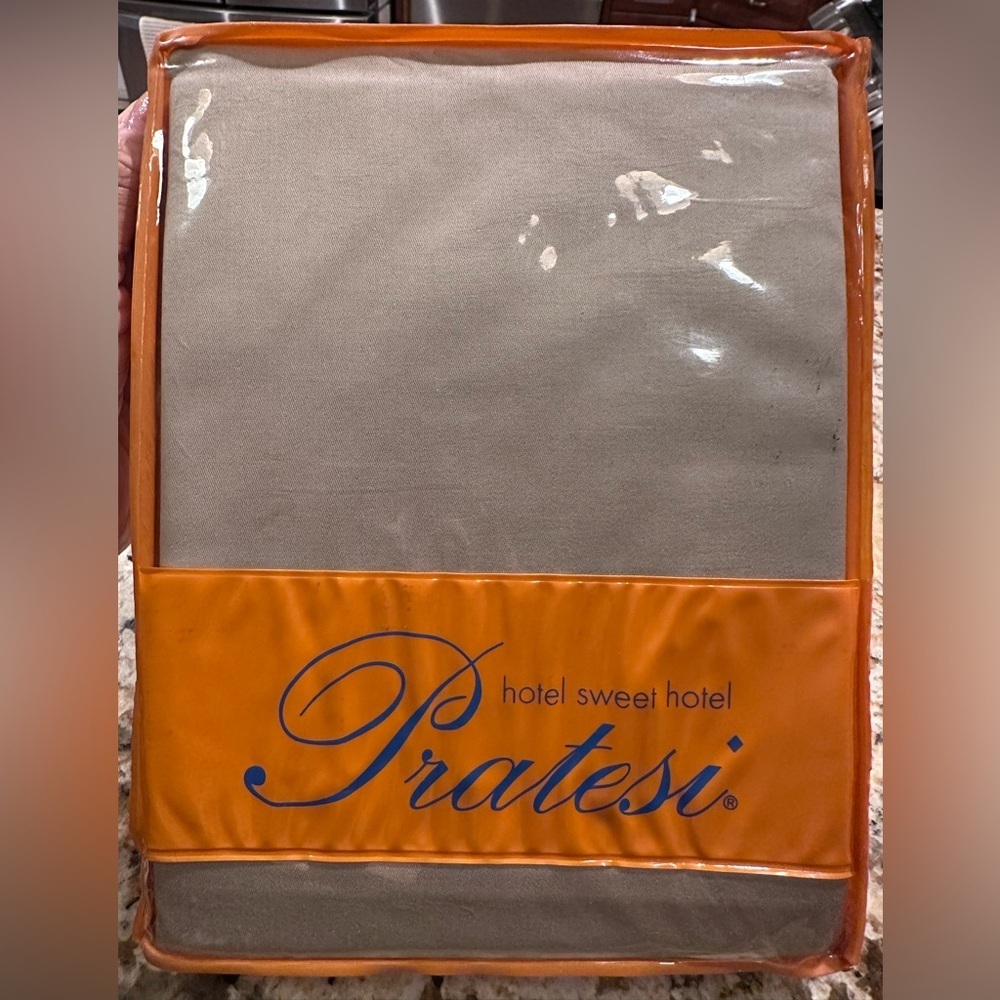 NEW Pratesi Hotel Sweet Hotel Taupe Pillowcase One - Picture 3 of 7